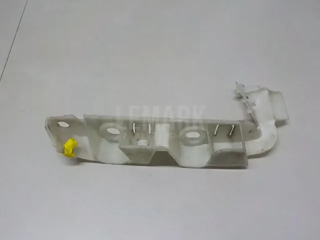 Кронштейн переднего бампера правый для  Haval H9 2014-2024