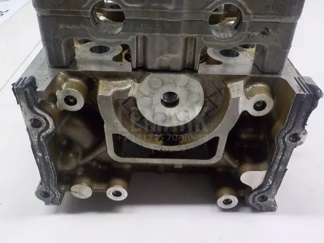 Головка блока для  Cadillac Escalade II 2000-2006