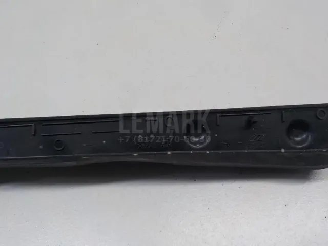 Накладка переднего крыла левого для  Chrysler Stratus/Cirrus 0-2001