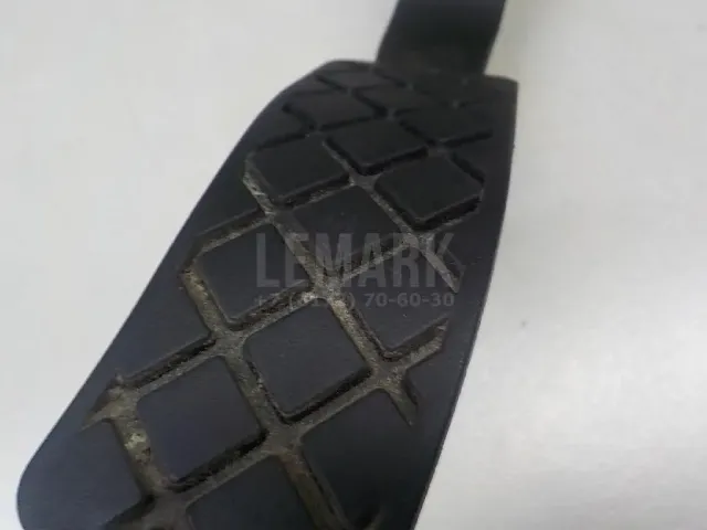 Педаль газа