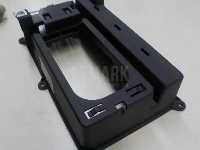 Ящик передней консоли для  Chevrolet Evanda 2004-2006