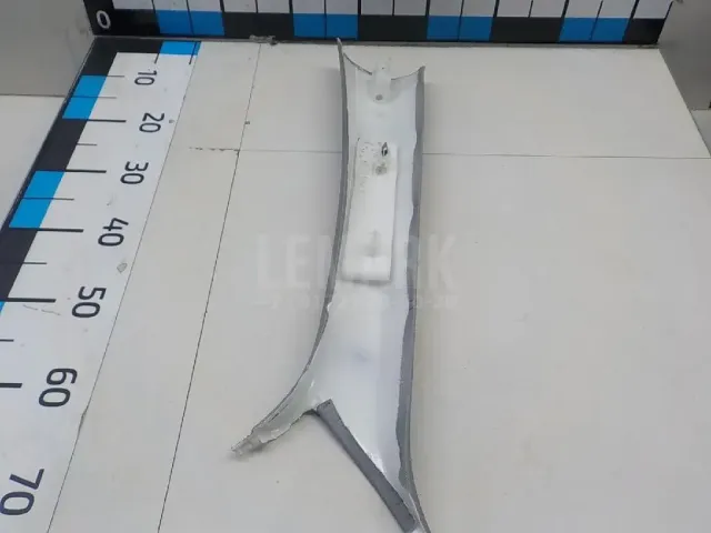 Обшивка стойки