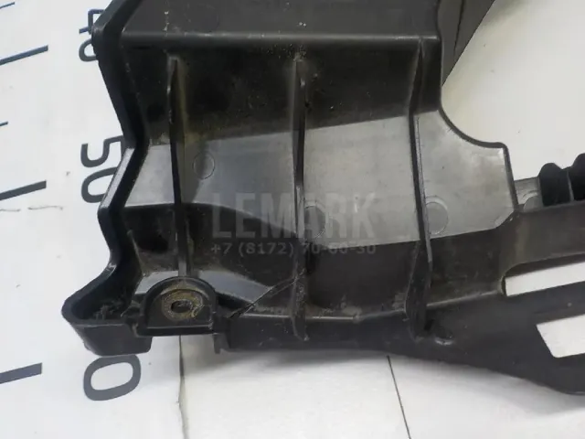 Кронштейн заднего бампера правый для  Dodge Caliber 2006-2011
