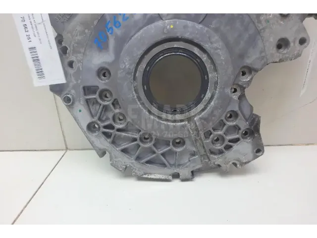 Крышка коленвала задняя для  BMW 5-serie G30/G31/F90 2017-2023