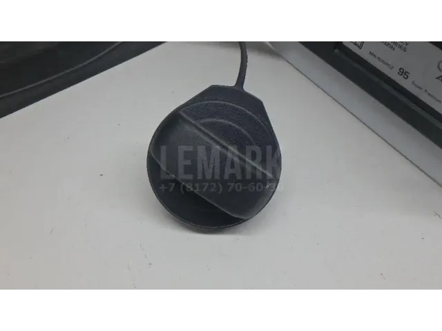 Лючок бензобака для  Ford Fiesta 2008-2019