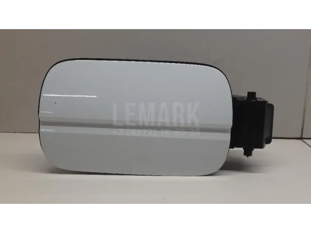 Лючок бензобака для  Ford Fiesta 2008-2019