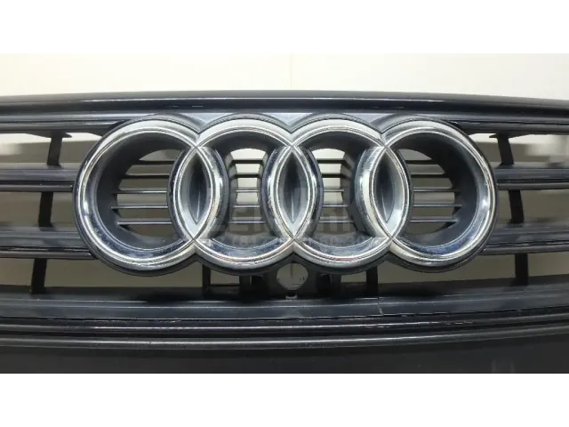 Решетка радиатора для  Audi A8 [4D] 1994-1998