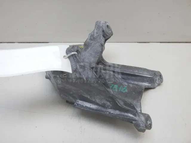 Кронштейн двигателя левый для  Acura MDX 2001-2006