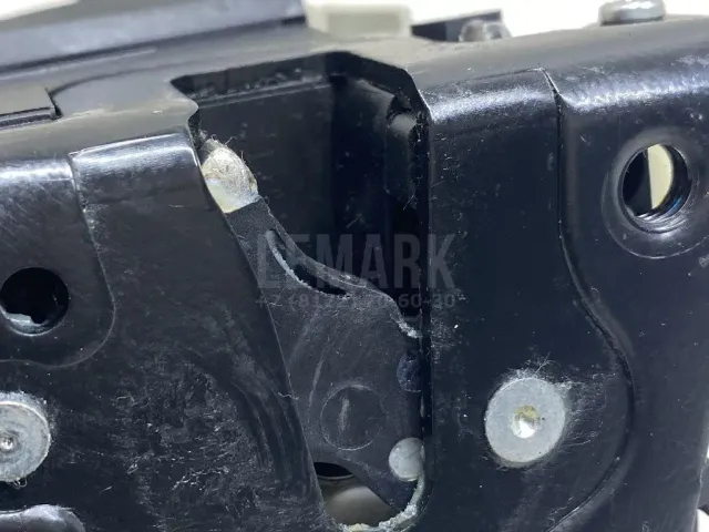 Замок двери задней левой для  Ford Fiesta 2008-2019