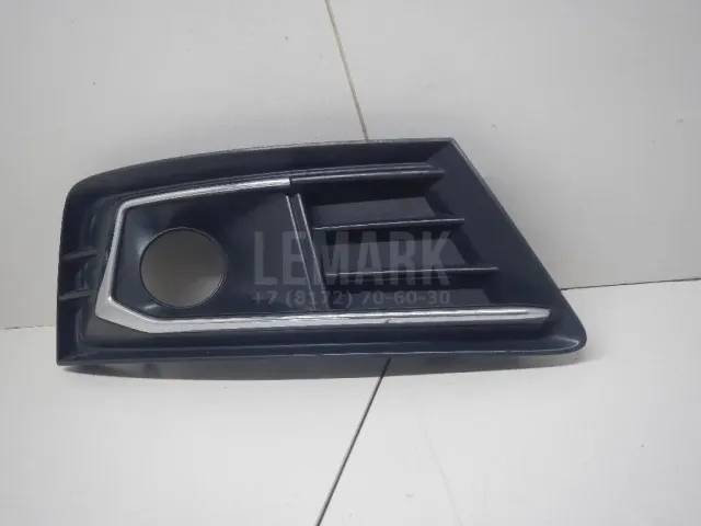 Решетка в бампер правая для  Audi A3 (8L1) 1996-2003