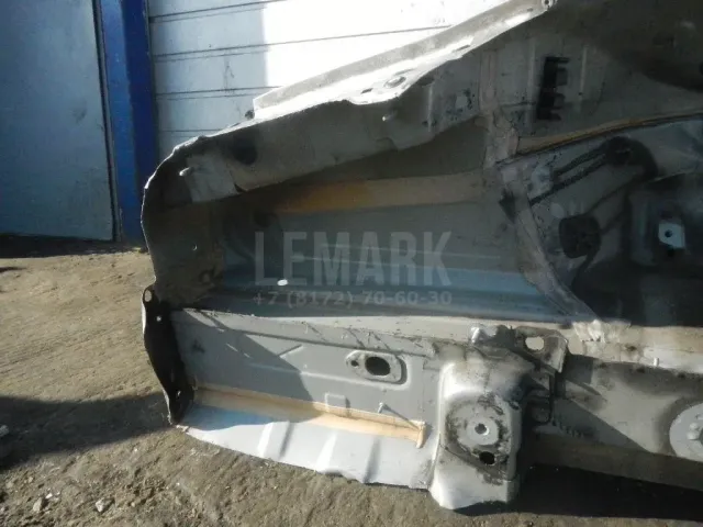 Крыло заднее правое для  Ford C-MAX 2003-2010