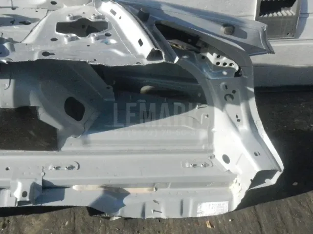 Крыло заднее правое для  Ford C-MAX 2003-2010