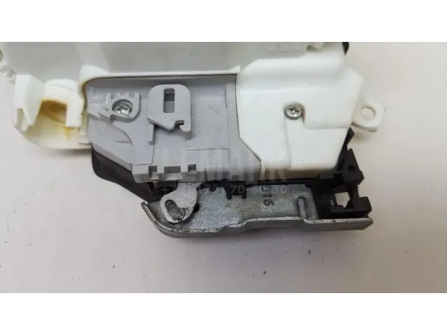 Замок двери передней правой для  BMW X2 U10 2023