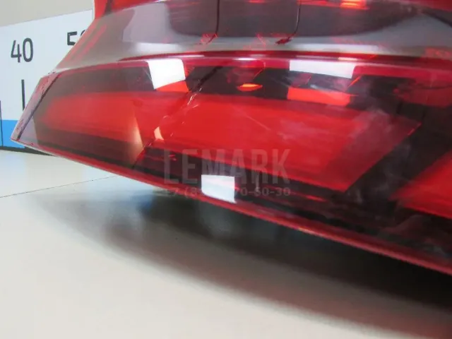 Фонарь задний наружный правый для  Audi Q3 (F3N) Sportback 2019