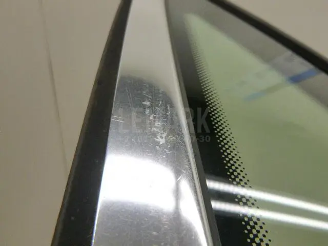 Стекло кузовное глухое правое для  Ford Mondeo I 1993-1996