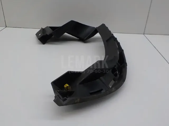 Кронштейн заднего бампера правый для  Fiat Albea 2002-2012