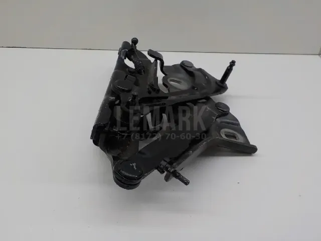 Петля капота правая для  Audi A3 [8PA] Sportback 2004-2013