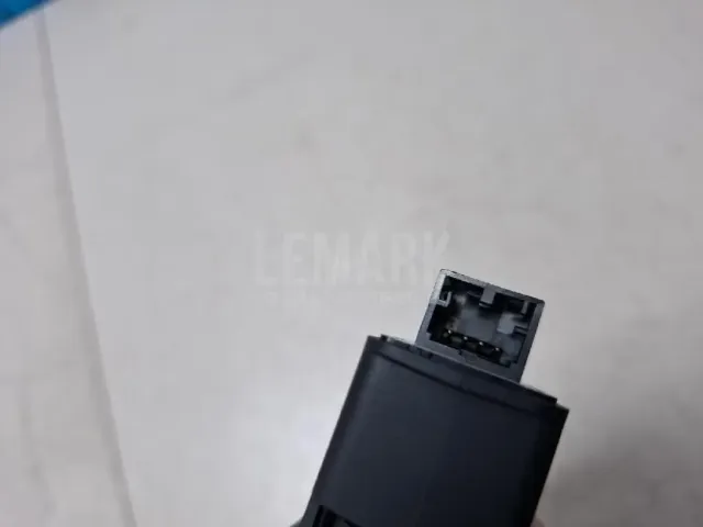 Кнопка открывания багажника для  Audi Allroad quattro 2006-2012