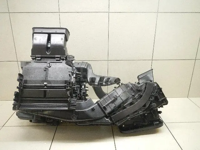 Корпус отопителя для  Ford Kuga 2008-2012