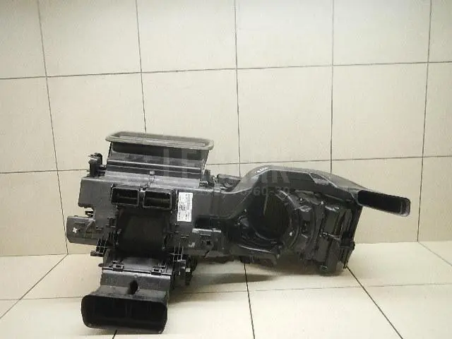 Корпус отопителя для  Ford Kuga 2008-2012