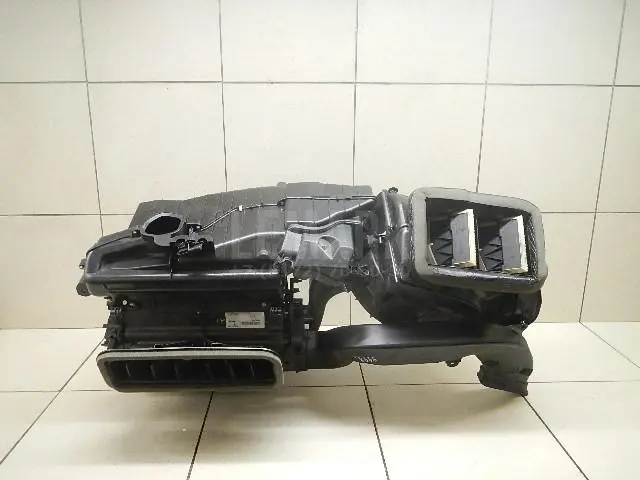 Корпус отопителя для  Ford Kuga 2008-2012