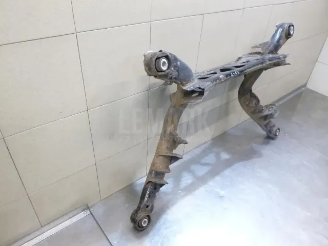 Балка задняя для  Ford Focus I 1998-2005