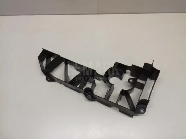 Кронштейн (сопут. товар) для  BMW 1-serie F20/F21 2011-2019