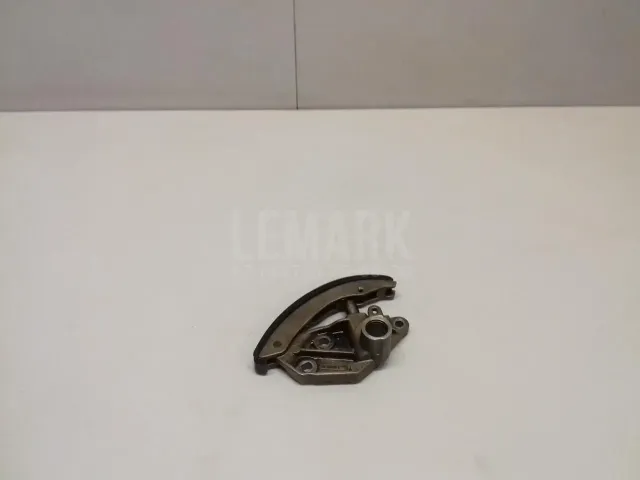 Натяжитель цепи