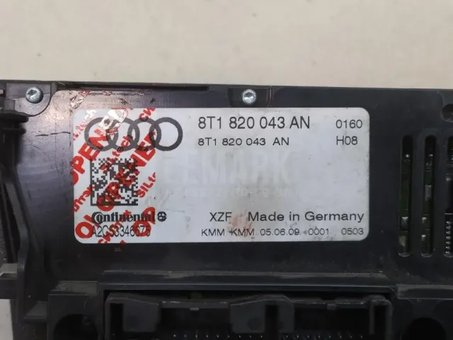 Блок управления климатической установкой для  Audi A1 (8X) 2010-2018