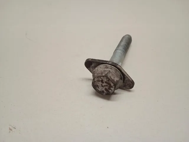 Болт