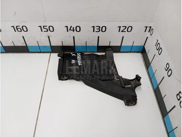 Кронштейн крепления фары для  BMW X3 E83 2004-2010