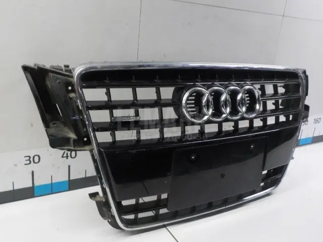 Решетка радиатора для  Audi A4 (B9) Allroad 2016