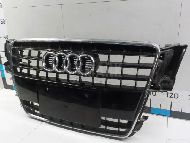 Решетка радиатора для  Audi A4 (B9) Allroad 2016