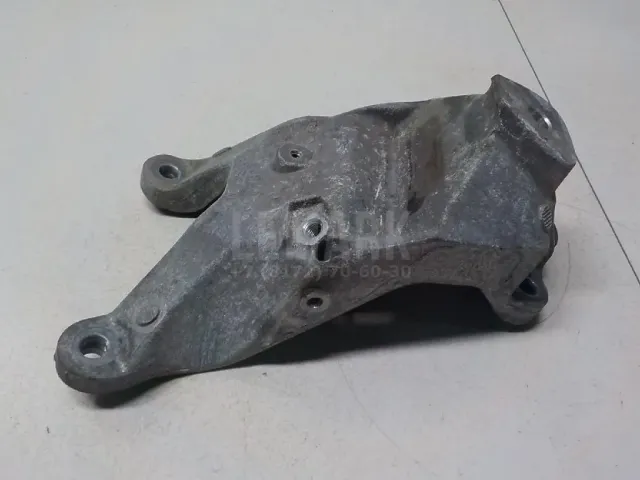 Кронштейн двигателя правый для  Ford Fiesta 2008-2019