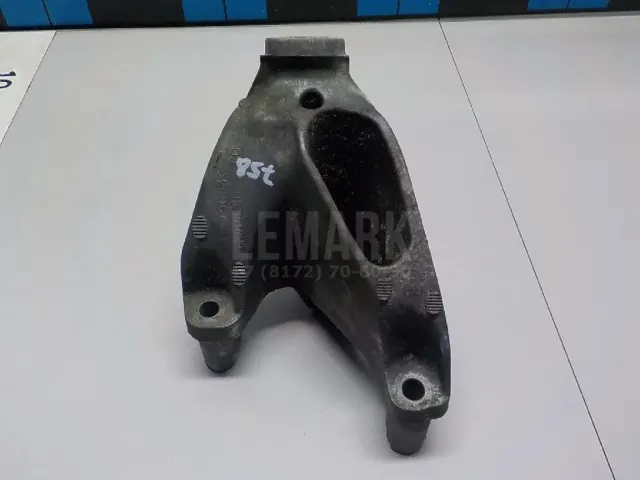 Кронштейн двигателя левый для  Fiat Stilo 2002-2010
