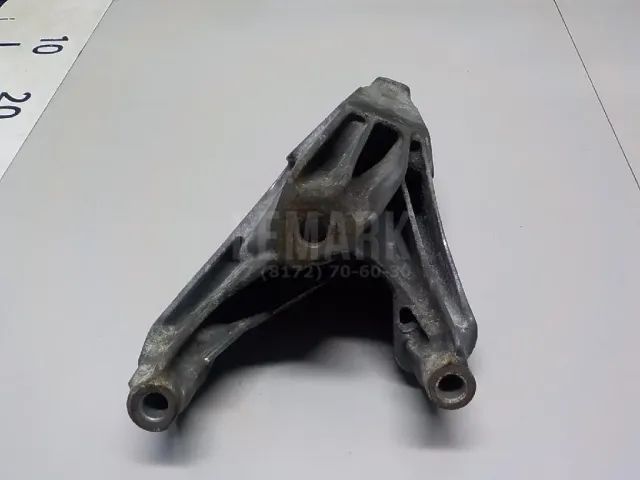 Кронштейн двигателя левый для  Fiat Stilo 2002-2010