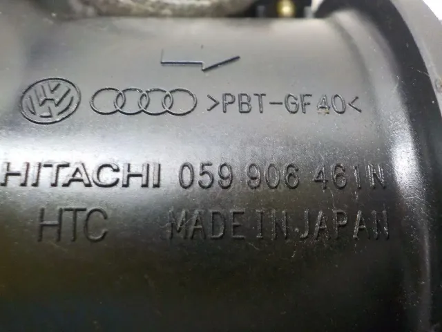 Расходомер воздуха (массметр) для  Audi A5/S5 [8F] Cabrio 2010-2016
