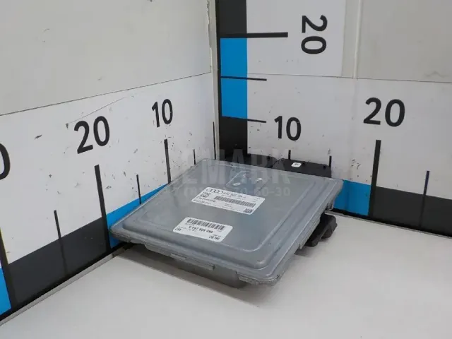 Блок управления двигателем