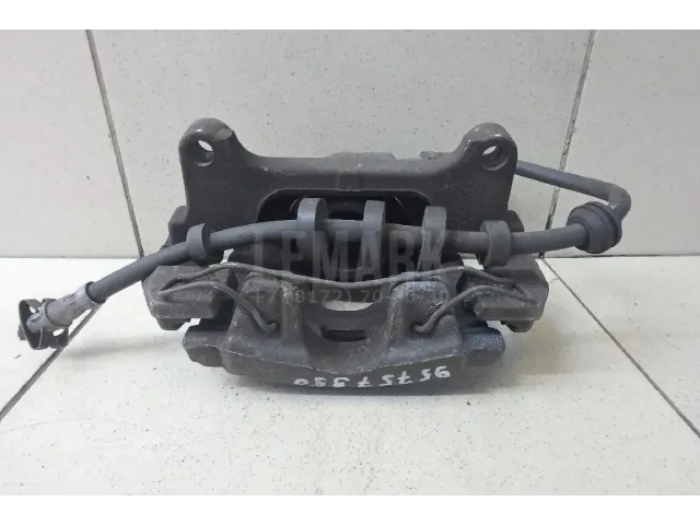 Суппорт тормозной передний левый для  Ford Focus I 1998-2005