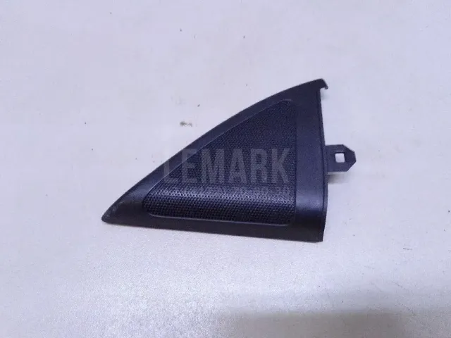 Крышка зеркала внутренняя левая для  Ford Fiesta 2008-2019