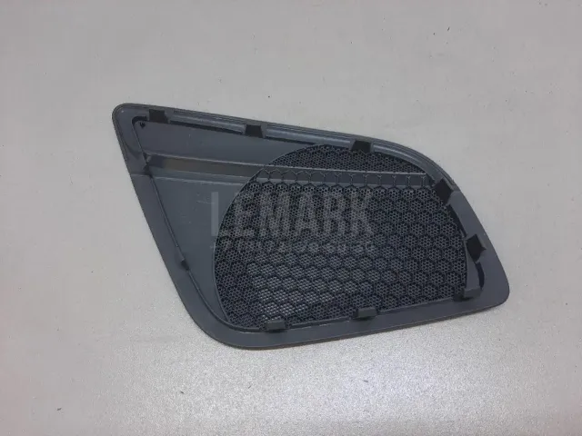 Решетка динамика для  Geely Tugella (FY11) 2020