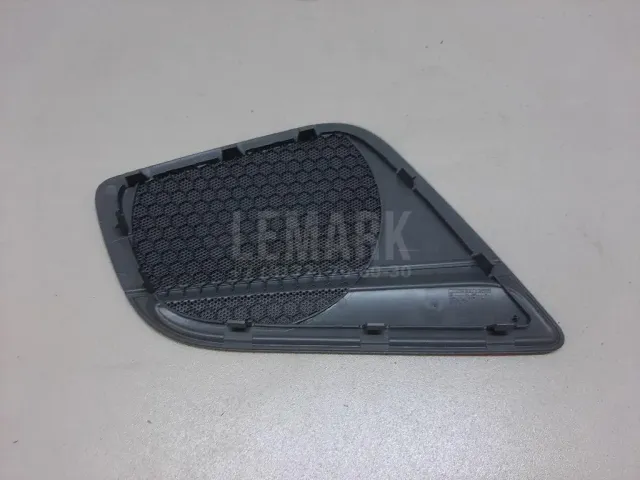 Решетка динамика для  Geely Tugella (FY11) 2020