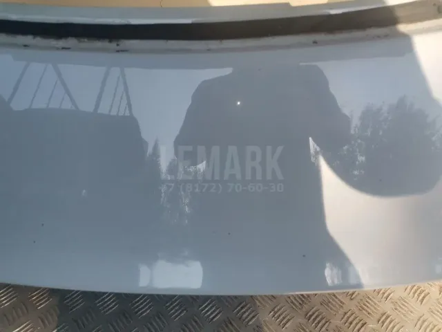 Дверь багажника