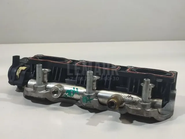 Коллектор впускной для  Ford Escape EUR 2007-2009