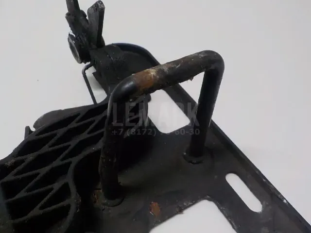 Крючок капота для  Audi A2 [8Z0] 2000-2005