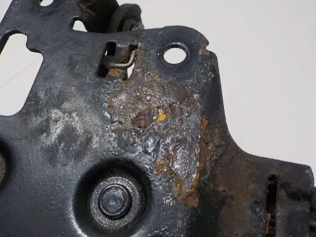 Крючок капота для  Audi A2 [8Z0] 2000-2005