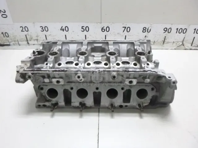 Головка блока для  Datsun