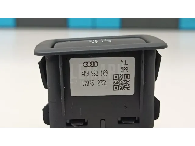 Кнопка многофункциональная для  BMW X4 G02 2018