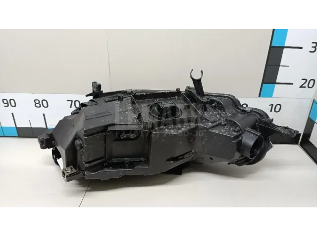 Фара правая для  Audi A1 (8X) 2010-2018