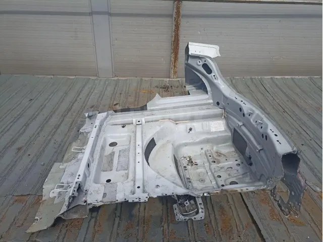Кузовной элемент для  Cadillac CTS 2008-2014
